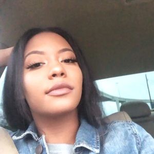 Meet your Posher, Gabrielle